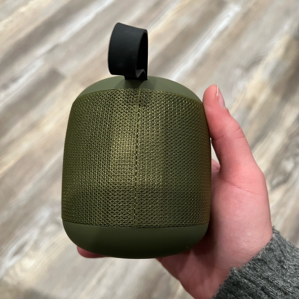 Merkury Portable Bluetooth Speaker - Picture 4 of 7